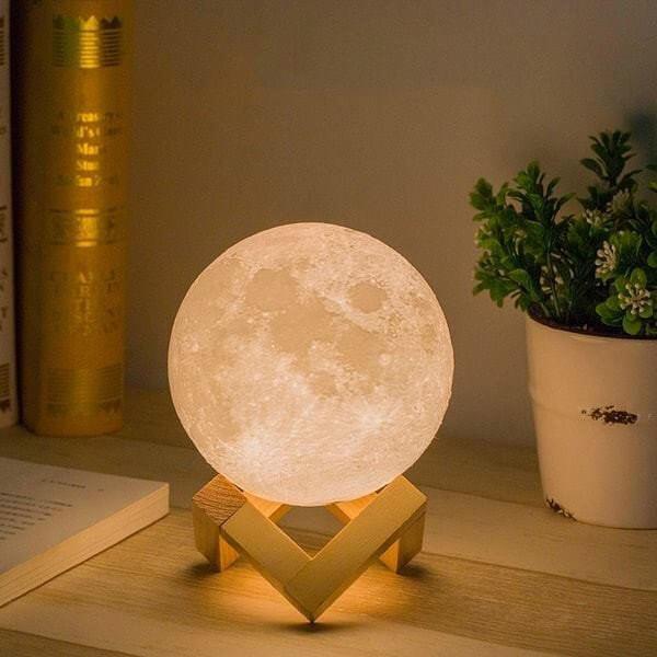 3D Enchanting Moon Lamp